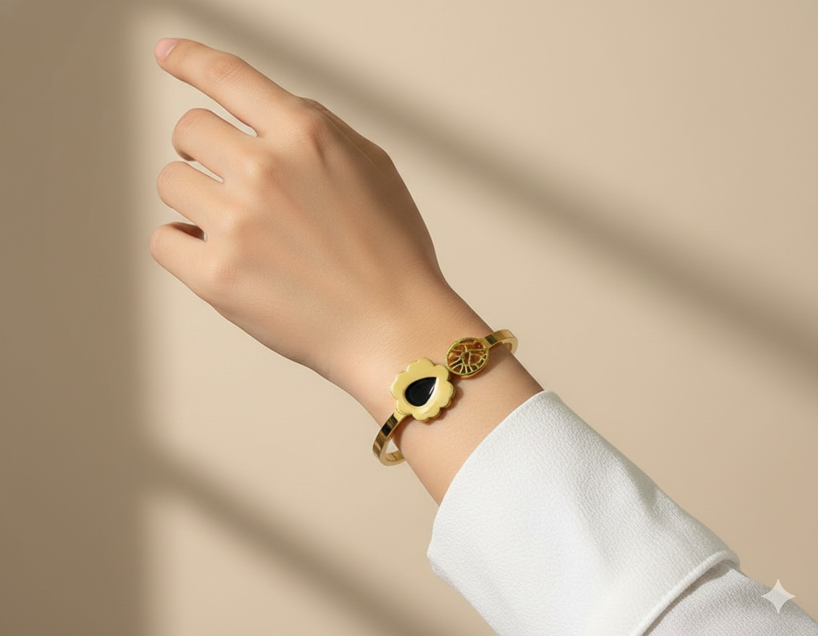 The Onyx Bloom Anti-Tarnish Bangle